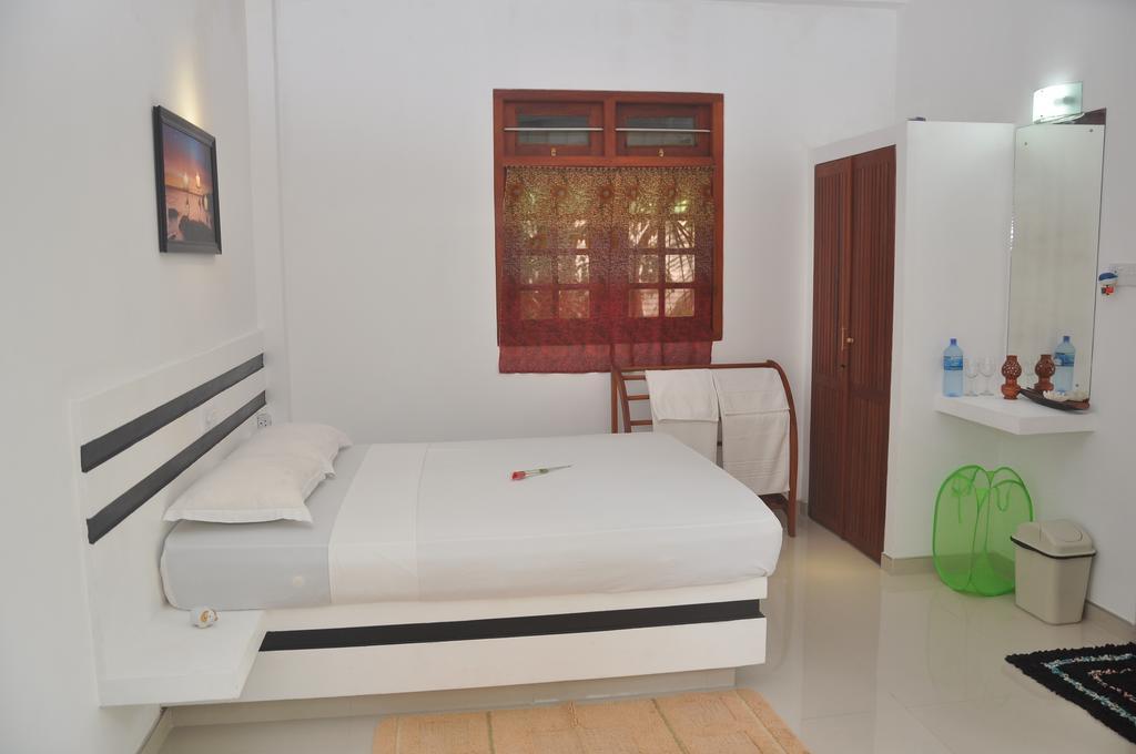 The Fence Bed & Breakfast Bentota Dış mekan fotoğraf