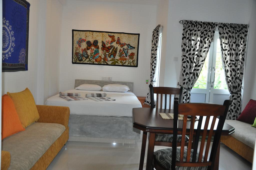The Fence Bed & Breakfast Bentota Dış mekan fotoğraf