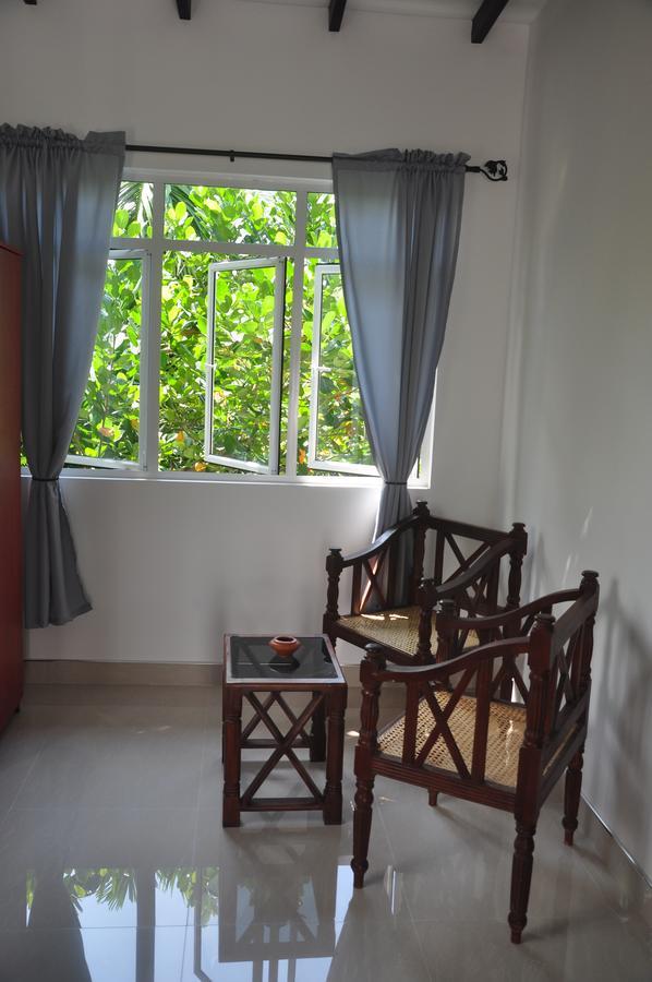 The Fence Bed & Breakfast Bentota Dış mekan fotoğraf